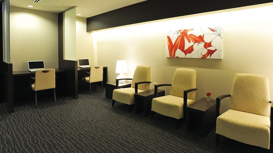 Osaka Airterminal Hotel Тоёнака Экстерьер фото